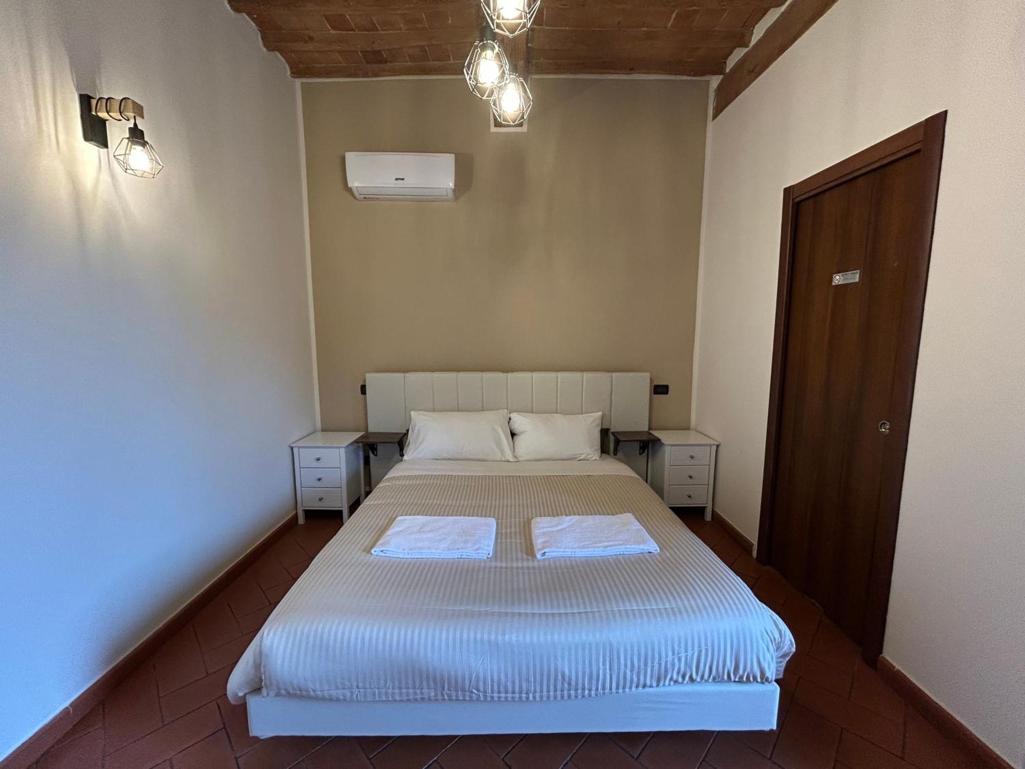 Window To The Tower Bed & Breakfast Pisa Exterior photo