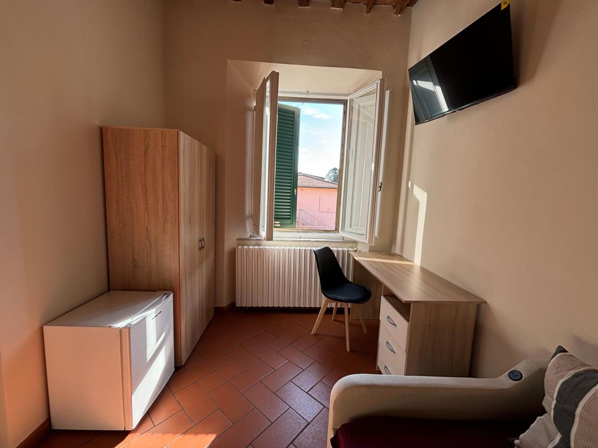 Window To The Tower Bed & Breakfast Pisa Exterior photo