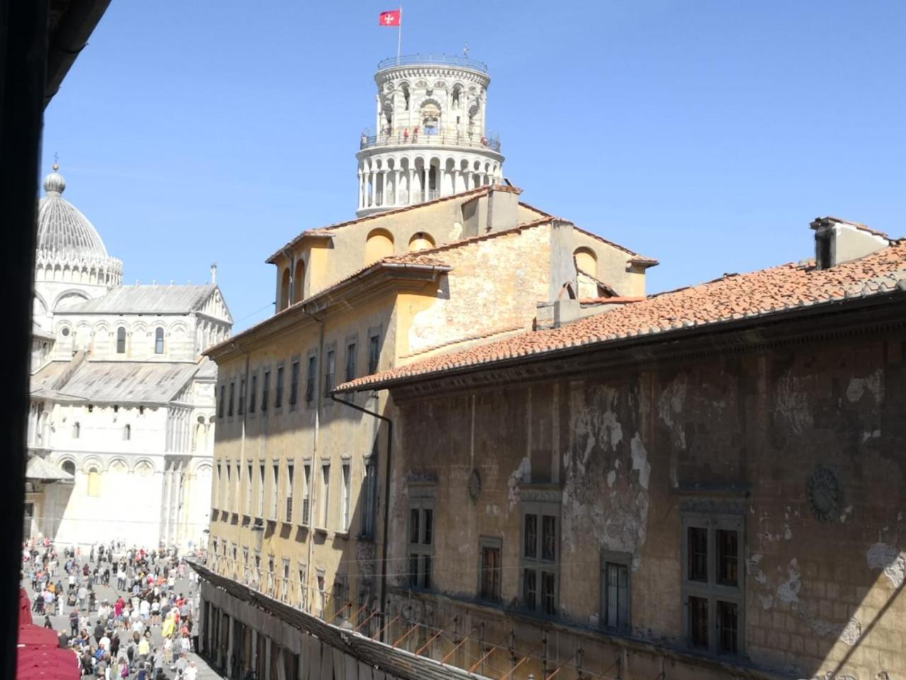 Window To The Tower Bed & Breakfast Pisa Exterior photo