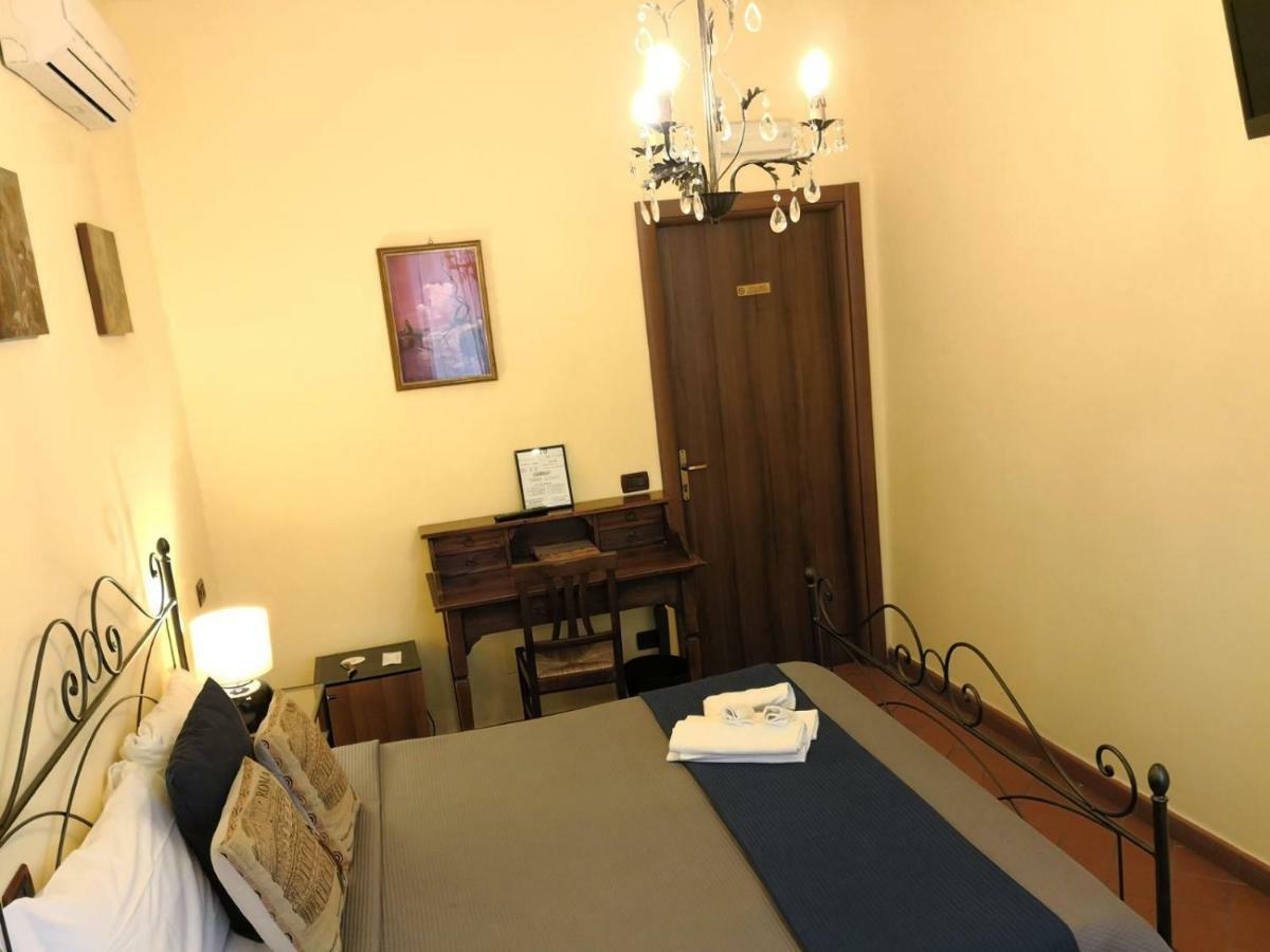 Window To The Tower Bed & Breakfast Pisa Exterior photo