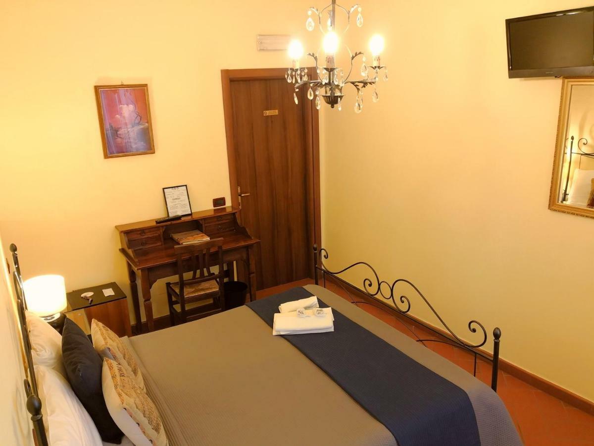 Window To The Tower Bed & Breakfast Pisa Exterior photo